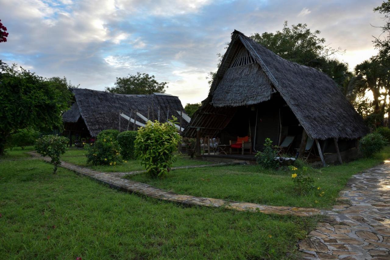 Bahari Pori Resort Pangani Exterior photo